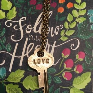The giving keys necklace